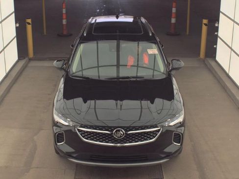 Used 2023 Buick Envision Avenir AWD/4WD image 3