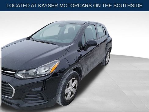 Used 2018 Chevrolet Trax LS w/ LPO, Cargo Package image 1