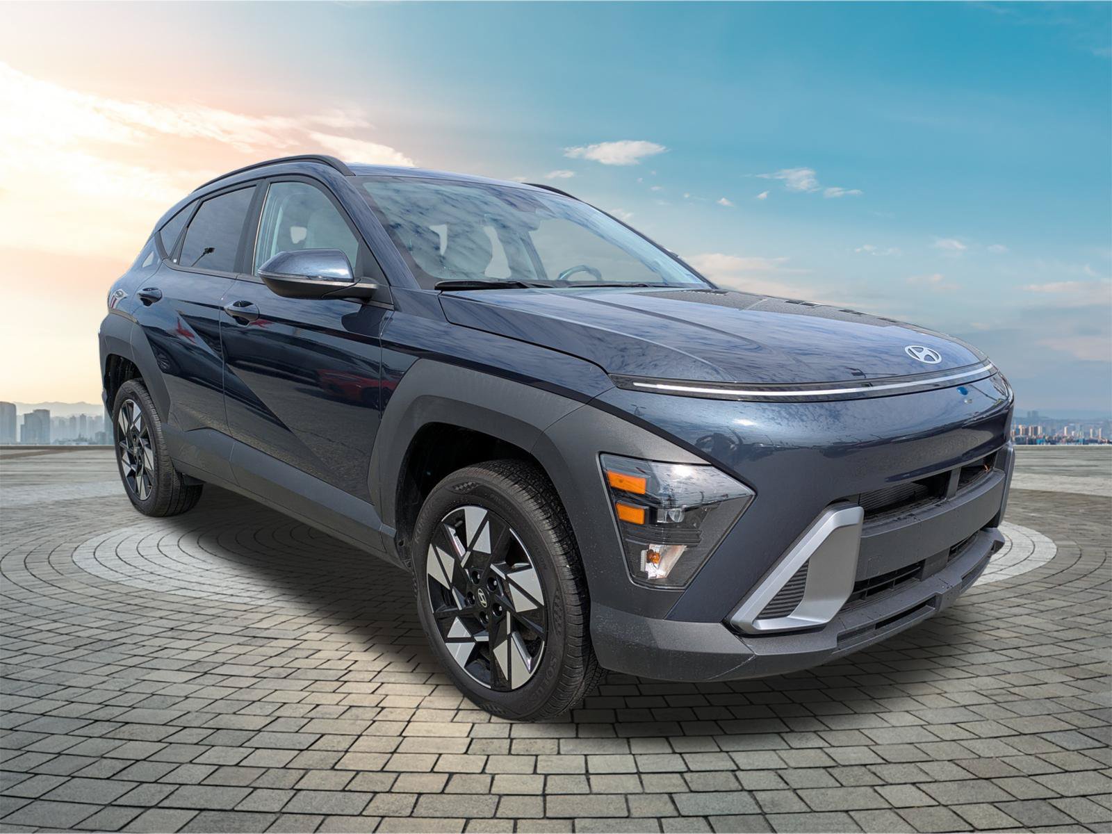 Used 2025 Hyundai Kona SEL AWD/4WD image 2