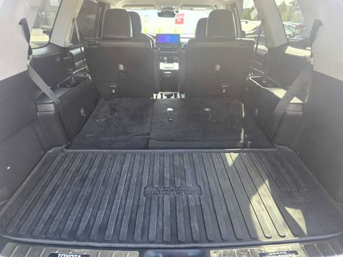 Used 2024 Toyota Grand Highlander FWD image 14
