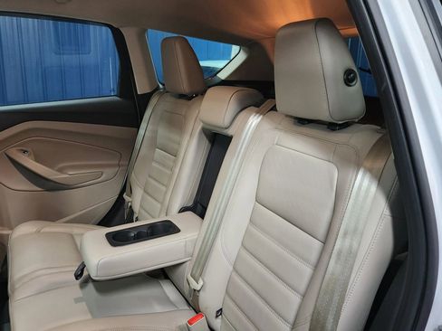 Used 2017 Ford Escape Titanium image 20