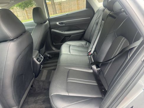 Used 2021 Hyundai Sonata Limited FWD image 19