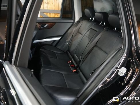 Used 2010 Mercedes-Benz GLK 350 4MATIC image 22