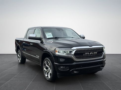 Used 2019 RAM 1500 Limited image 1