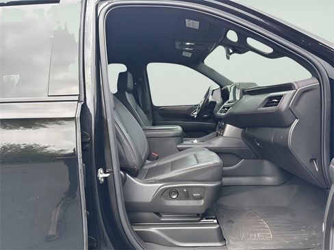 Used 2022 Chevrolet Tahoe RST image 11