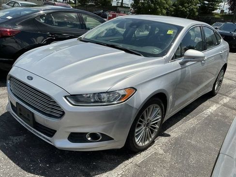 Used 2014 Ford Fusion SE w/ Equipment Group 202A FWD image 13