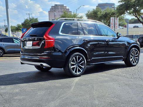 Used 2018 Volvo XC90 T5 Momentum w/ Convenience Package FWD image 6