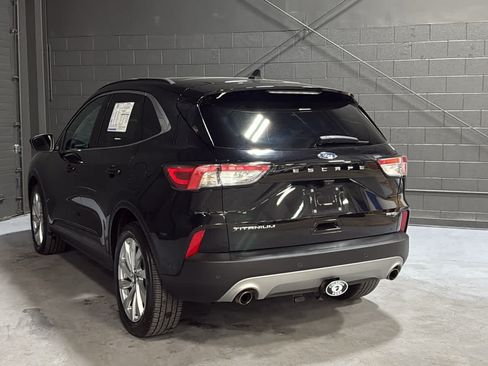 Used 2021 Ford Escape Titanium w/ Titanium Elite Package AWD/4WD image 6