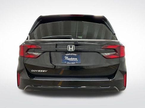 Certified 2026 Honda Odyssey EX-L image 25