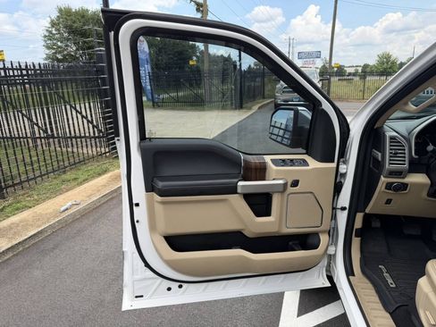 Used 2016 Ford F150 Lariat AWD/4WD image 25