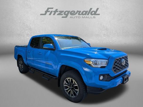 Used 2020 Toyota Tacoma TRD Sport w/ Technology Package AWD/4WD image 1