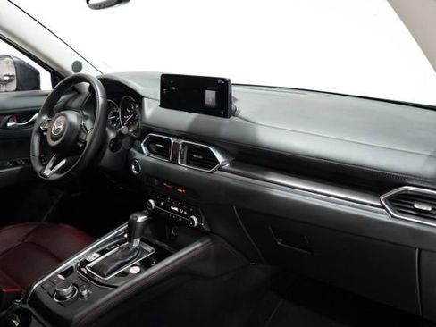 Used 2025 MAZDA CX-5 Carbon Edition image 17