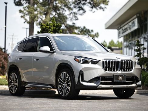 Used 2025 BMW X1 xDrive28i w/ Technology Package AWD/4WD image 1