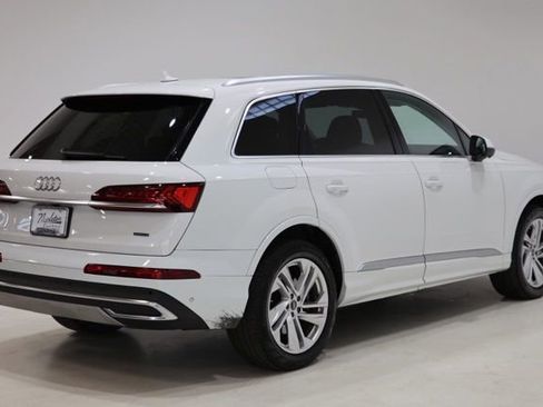Used 2024 Audi Q7 3.0T Premium Plus AWD/4WD image 7