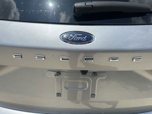 Used 2024 Ford Escape ST-Line AWD/4WD image 16