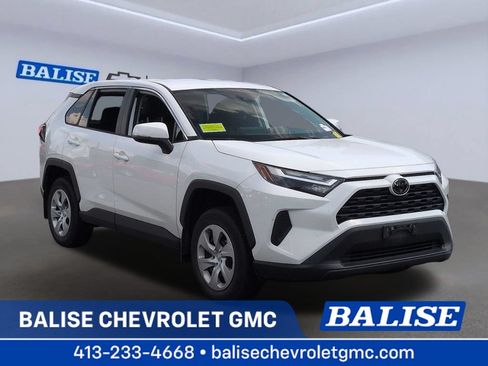 Used 2024 Toyota RAV4 LE AWD/4WD image 1