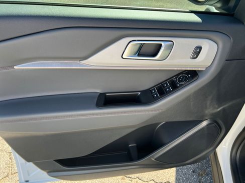 New 2026 Ford Explorer Active image 34