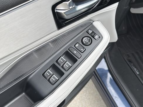 Certified 2026 Acura MDX FWD w/ Technology Package image 16