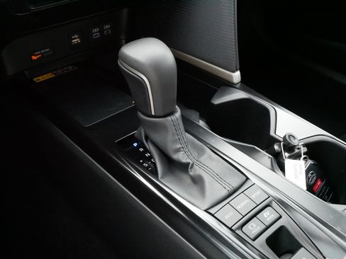 Certified 2026 Toyota Camry SE FWD image 24
