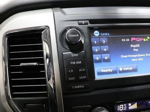 Used 2018 Nissan Titan PRO-4X AWD/4WD image 29