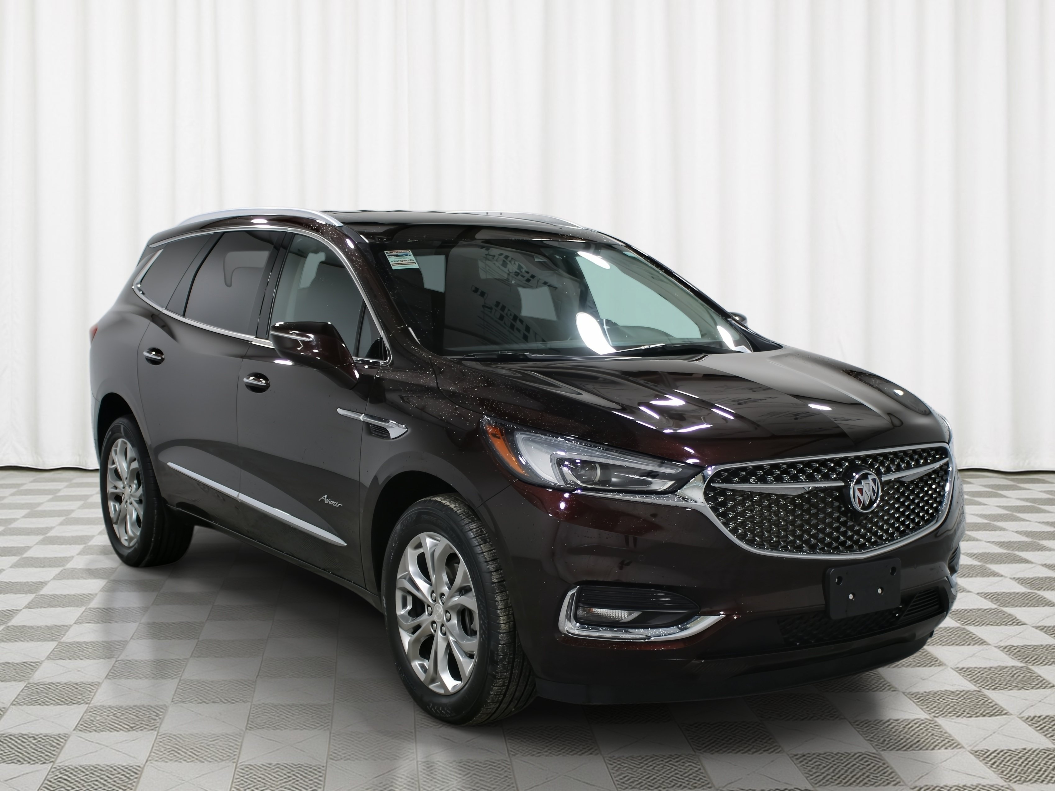 Used 2020 Buick Enclave Avenir w/ Avenir Technology Package AWD/4WD image 1