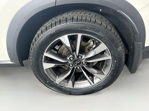 Used 2023 INFINITI QX60 Luxe w/ Cargo Package AWD/4WD image 11