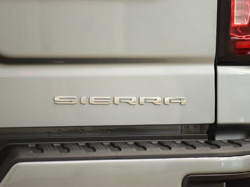 Used 2025 GMC Sierra 1500 Denali w/ Denali Reserve Package AWD/4WD image 23