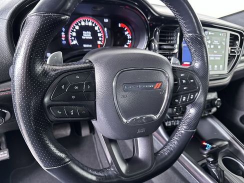 Used 2024 Dodge Durango GT RWD image 11