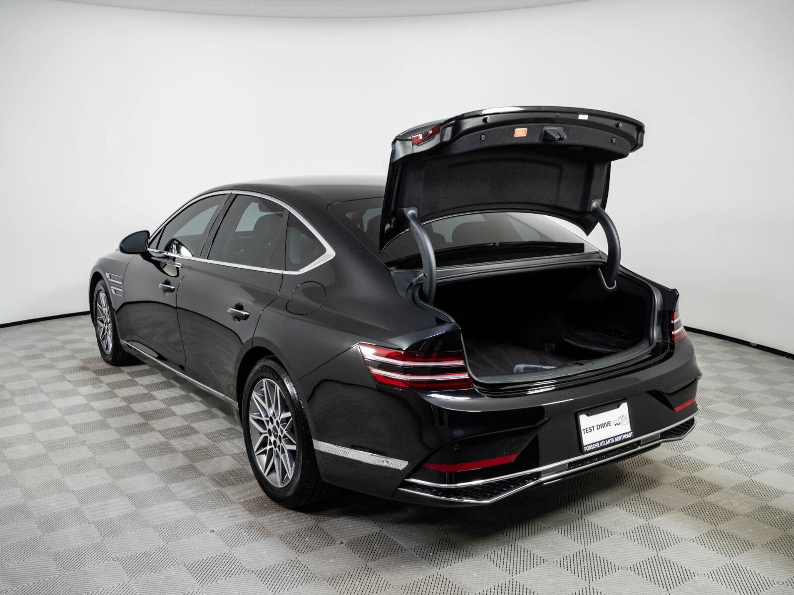 Used 2025 Genesis G80 2.5T AWD/4WD image 30