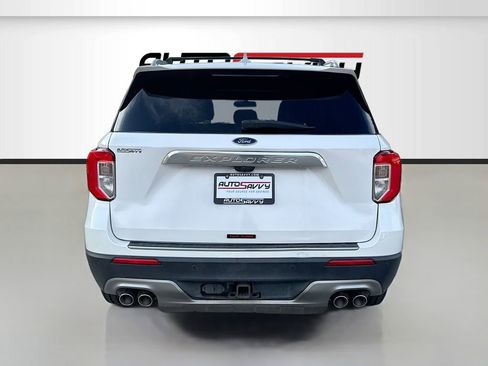 Used 2022 Ford Explorer Platinum w/ Equipment Group 601A image 6