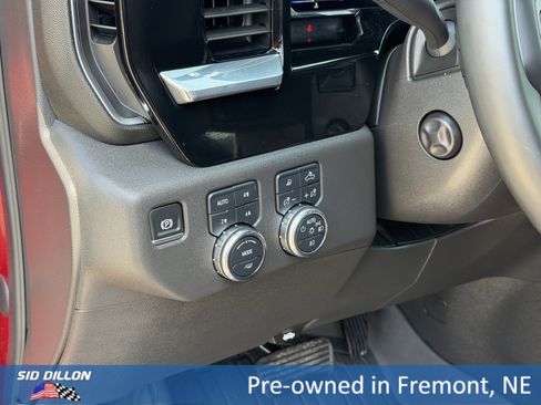 Used 2025 GMC Sierra 1500 SLT w/ SLT Premium Plus Package image 13