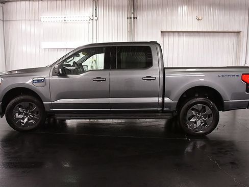 Used 2025 Ford F150 Lightning Flash AWD/4WD image 4