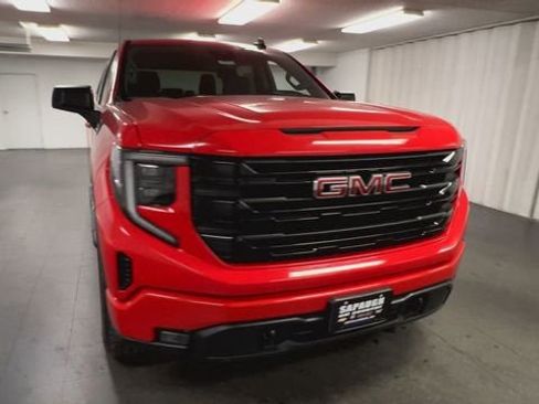 New 2026 GMC Sierra 1500 Elevation w/ Elevation Select Package image 3