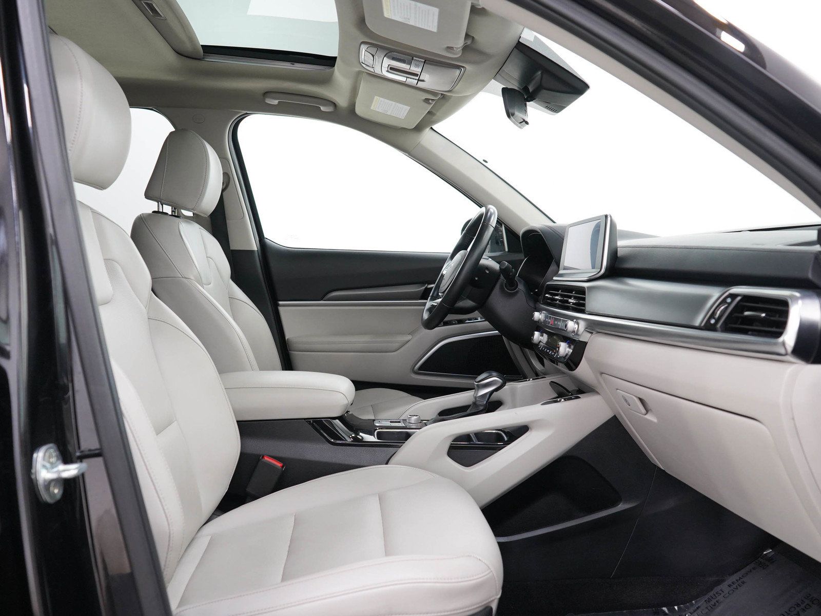 Used 2022 Kia Telluride S AWD/4WD image 12