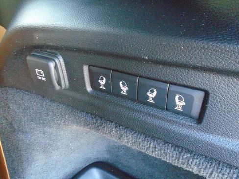 Certified 2024 Jeep Grand Cherokee L Summit w/ Luxury Tech Group V image 23