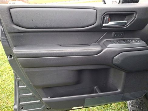 Used 2025 Toyota Land Cruiser image 12