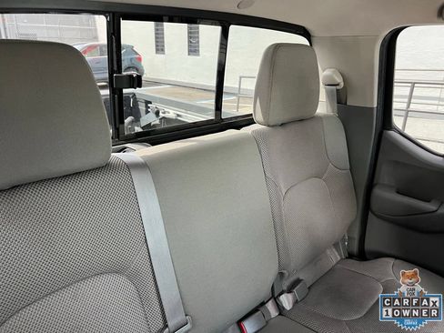 Used 2020 Nissan Frontier SV RWD image 49