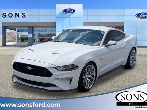 Used 2020 Ford Mustang GT Premium RWD image 1