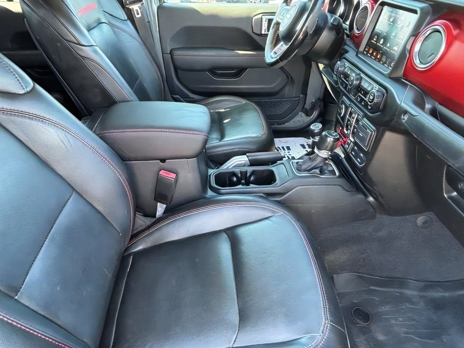 Used 2021 Jeep Gladiator Rubicon AWD/4WD image 31