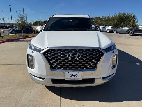 Used 2021 Hyundai Palisade Calligraphy image 2