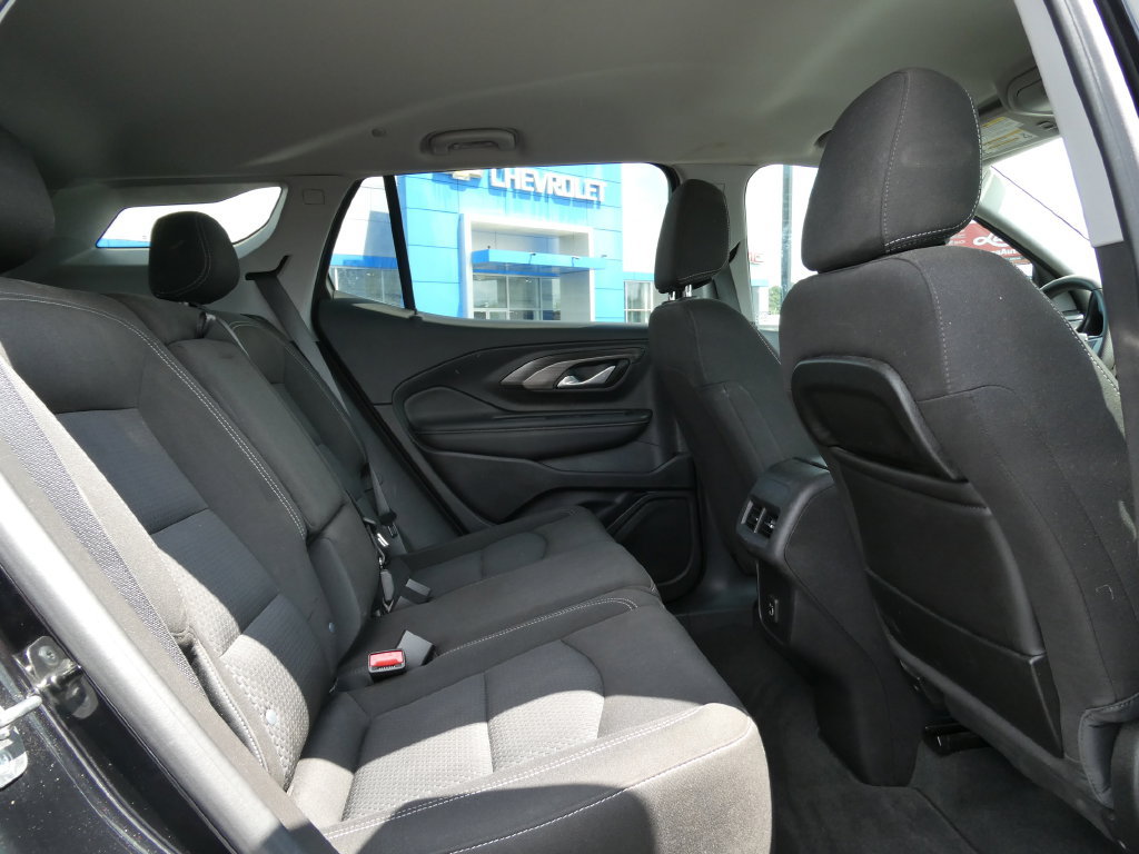 Certified 2024 GMC Terrain SLE w/ Driver Convenience Package FWD image 17