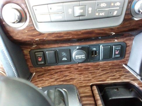 Used 2019 Nissan Armada SL w/ Premium Package RWD image 11
