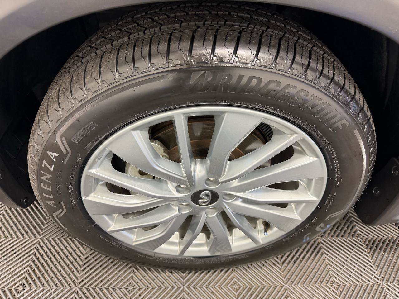 Used 2023 INFINITI QX50 Pure AWD/4WD image 35