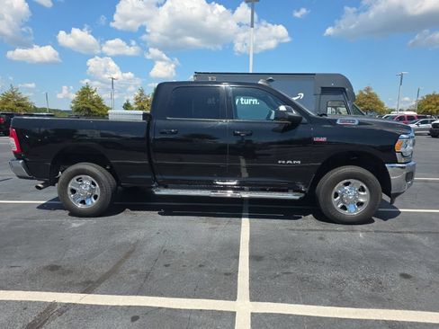 Used 2022 RAM 2500 Big Horn AWD/4WD image 5