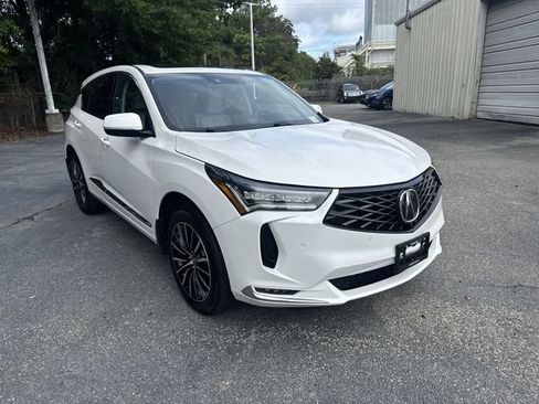 Used 2025 Acura RDX SH-AWD w/ Advance Package image 3