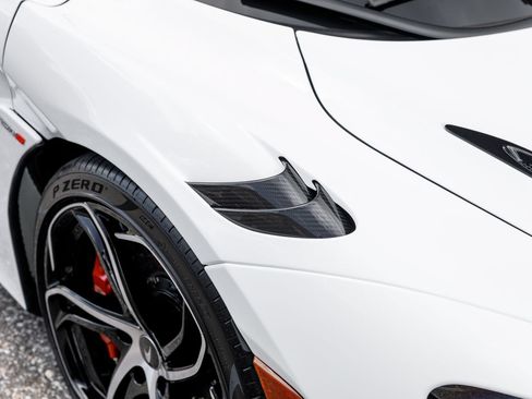 Used 2024 McLaren 750S Spider RWD image 23