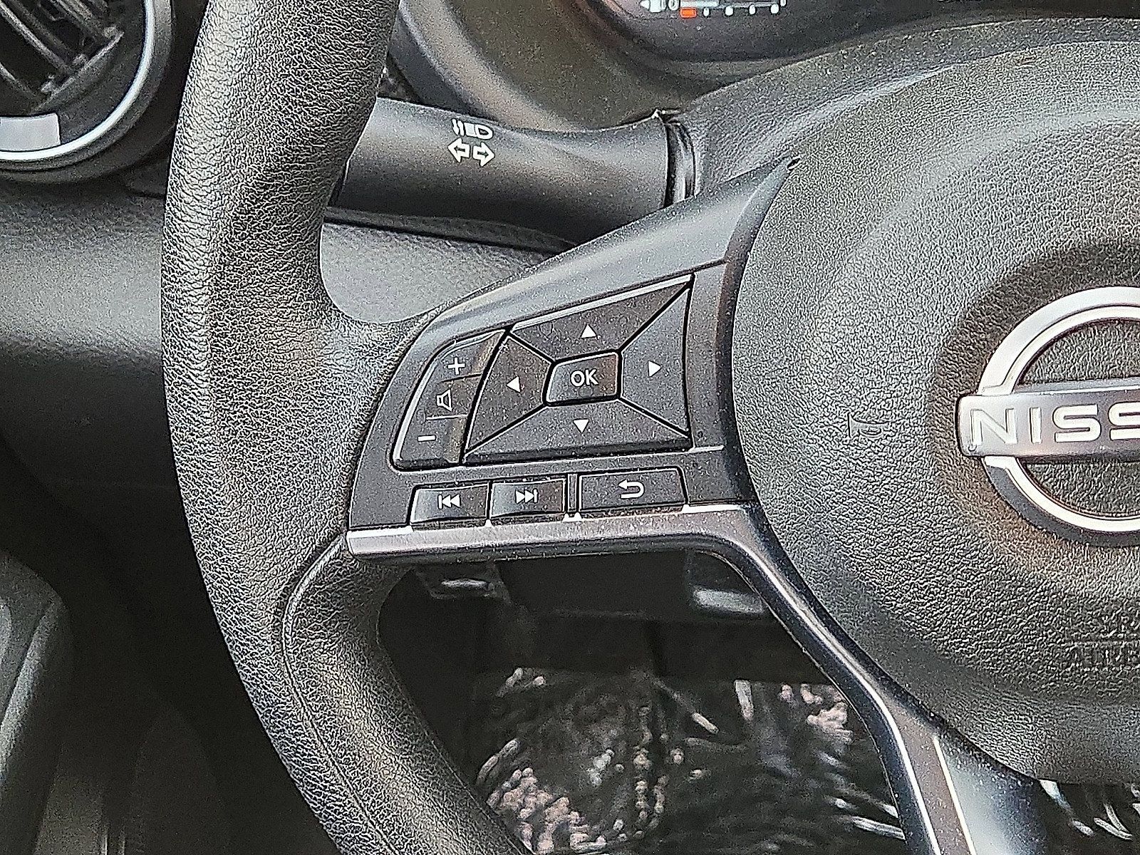 Used 2024 Nissan Kicks SV FWD image 19