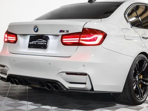 Used 2018 BMW M3 image 8