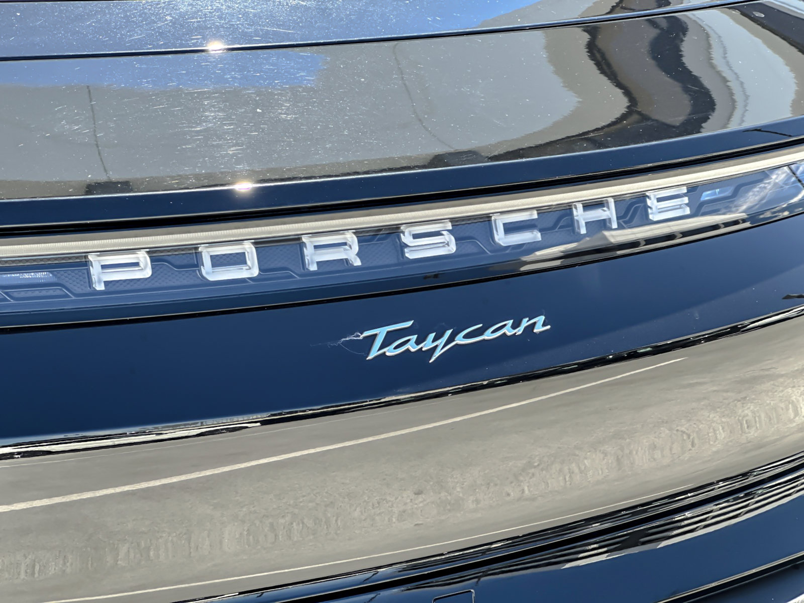Used 2024 Porsche Taycan RWD image 25