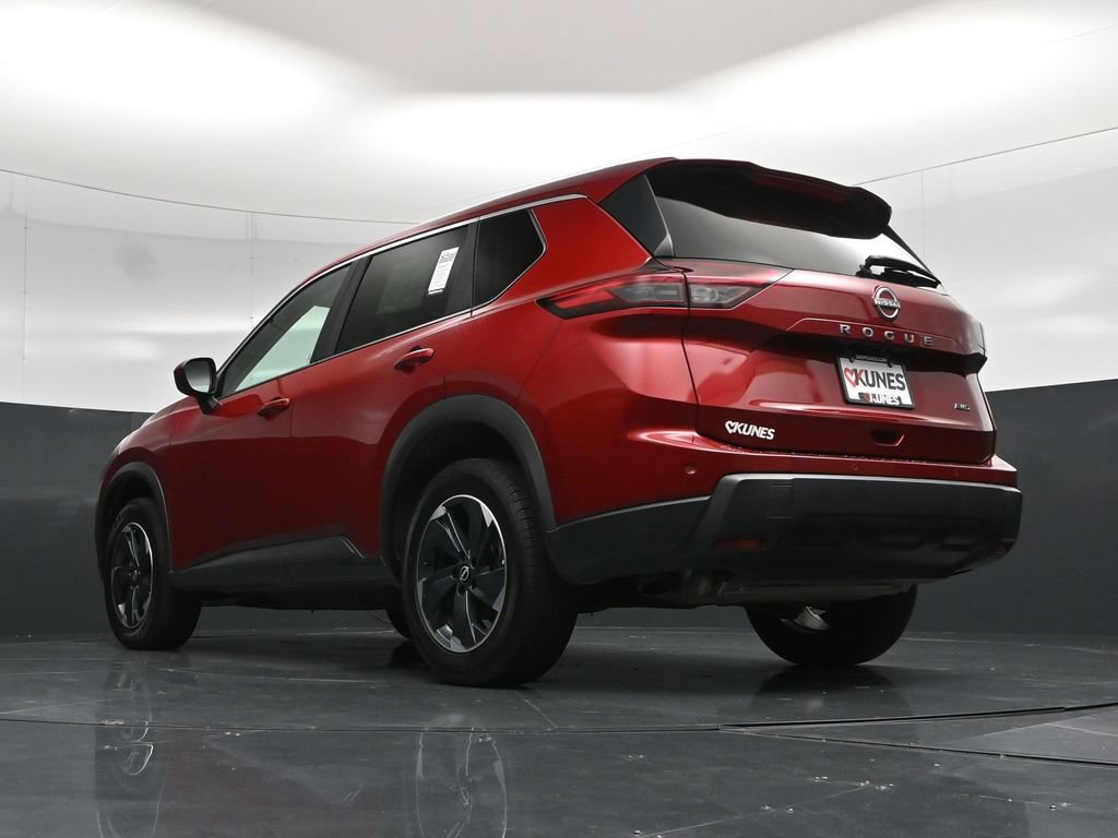 Used 2025 Nissan Rogue SV AWD/4WD image 59